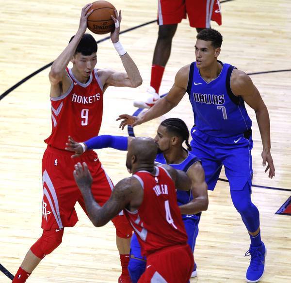 步行者险胜独行侠，王哲林统治全场